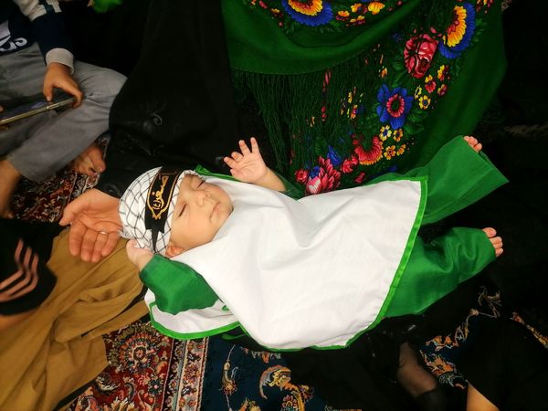 آیین شیرخوارگان حسینی در نخستین روز محرم در مساجد  نیشابور و شهر بار