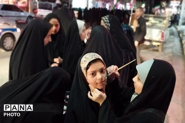 حماسه‌سازان شب در شهر بن 