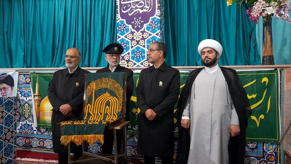 کاروان زیر سایه خورشید، به دیار نور رسید