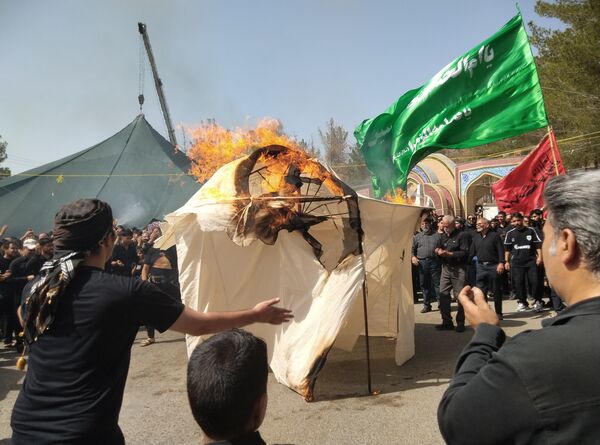  آیین خیمه سوزان روز عاشورا در بیرجند 