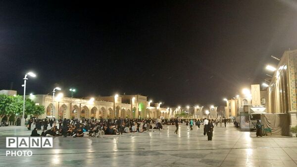 زیارتی دلچسب در حرم امام مهربانی ها با عطر شهدای میناب