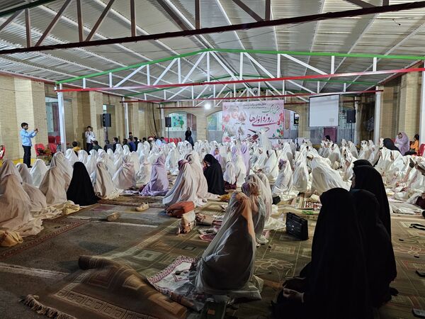 برگزاری جشن ویژه روزه اولی‌ها در حاجی آباد