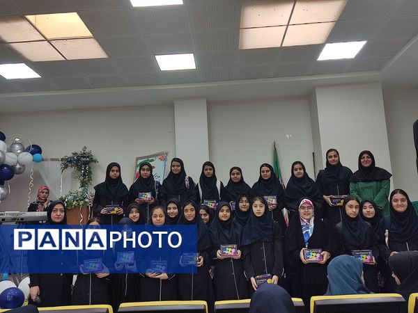  جشن جوانه ها در دبیرستان رحمت ناحیه ۲ اصفهان 