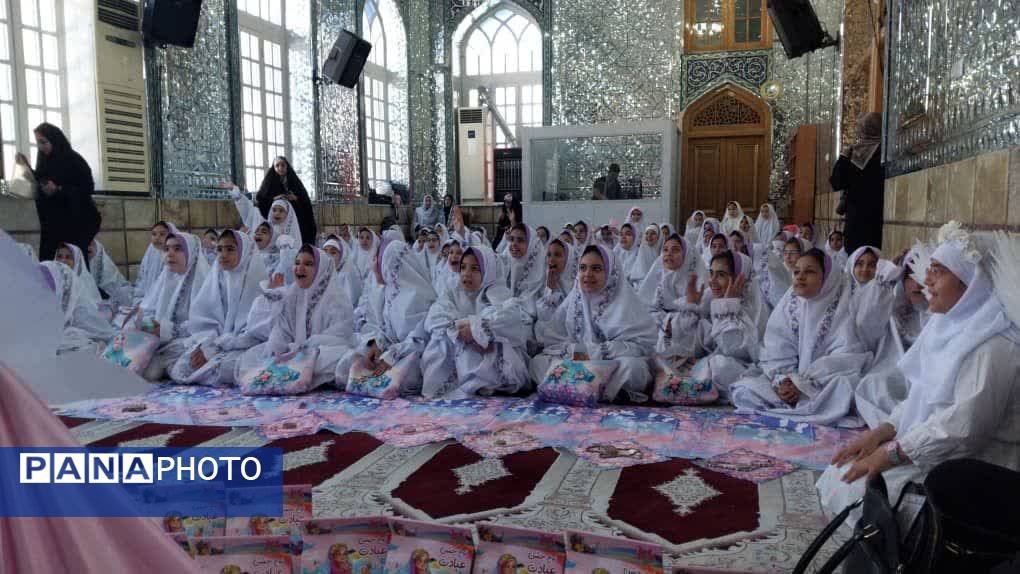 جشن تکلیف دانش‌آموزان دبستان شهید کاظم بهمنش ناحیه 4 کرج 