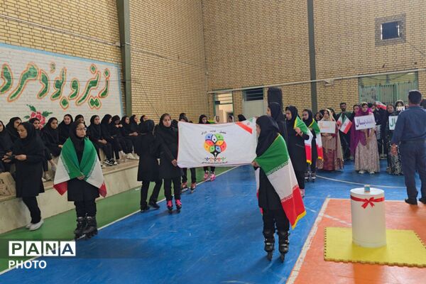 المپیاد ورزشی درون‌مدرسه‌ای با حضور مسئولین شهرستان فلارد