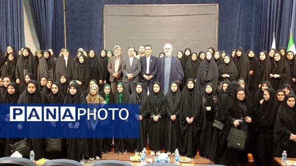 آیین استقبال از نودانشجو معلمان دانشگاه فرهنگیان 