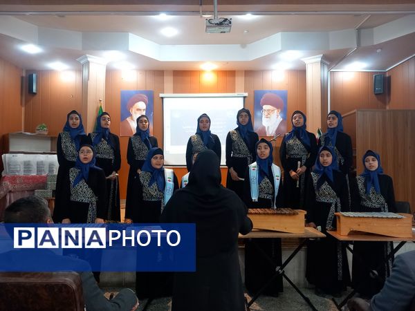 اختتامیه جشنواره سفیران سلامت،یاریگران زندگی ونوجوان سالم دردبیرستان دوره اول آرمینه مصلی نژاد