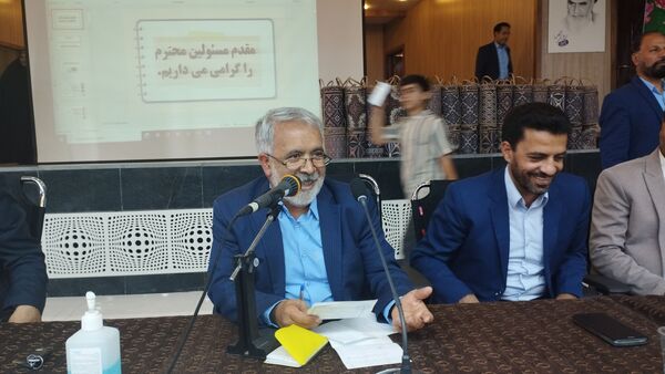 برگزاری مراسم تجلیل از مدیران برتر مدارس ابتدایی در خلیل‌آباد