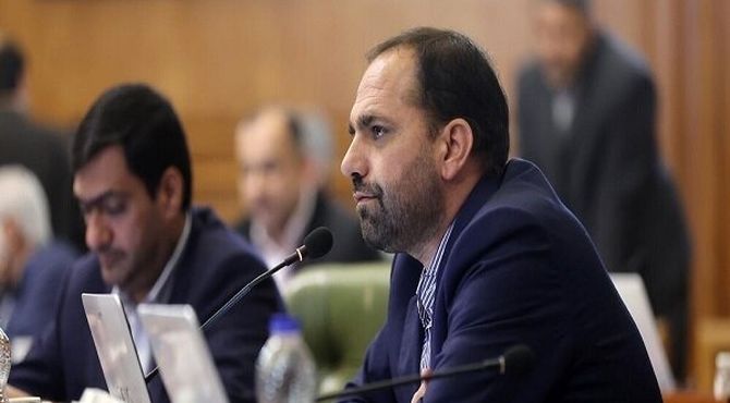 قوه قضاییه هزینه اتوبوس‌های تخریب شده را از اغتشاشگران بگیرد