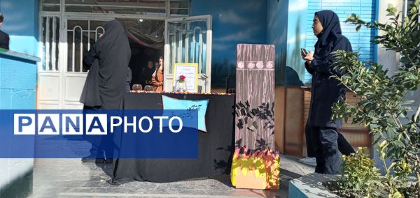 مراسم عزاداری شهادت حضرت فاطمه زهرا(س) در دبیرستان میرزا جعفر سروقد 