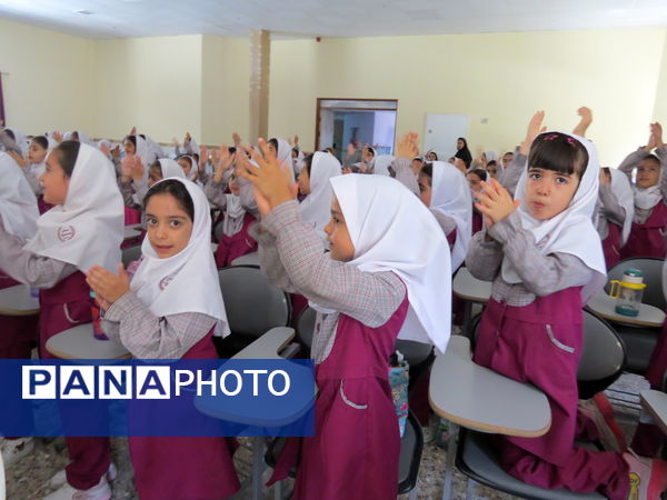 جشن الفبا در مدرسه دخترانه امام خمینی(ره) بجنورد