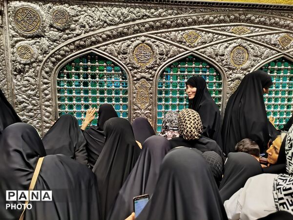 مراسم یادبود شهدا و دهه کرامت در حرم مطهر رضوی 