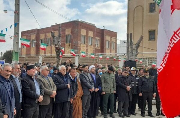 حضور بی‌نظیر مردم اسلام آباد غرب در راهپیمایی یوم الله ۲۲ بهمن