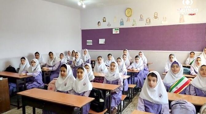 «باز آمد بوی ماه مدرسه» در دبستان امین ناحیه یک کرمانشاه