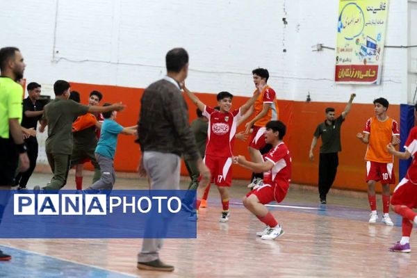 آتیش بازی کاشمری ها در لیگ کشوری ۱۶ ساله‌ها