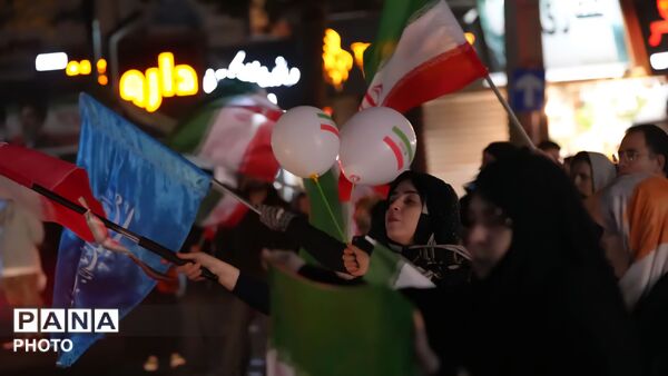 موج بیست و پنجم تجمع مردم فردیس