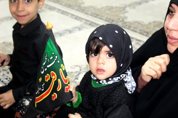 اجتماع بزرگ شیرخوارگان حسینی در حسینیه ثارالله یاسوج