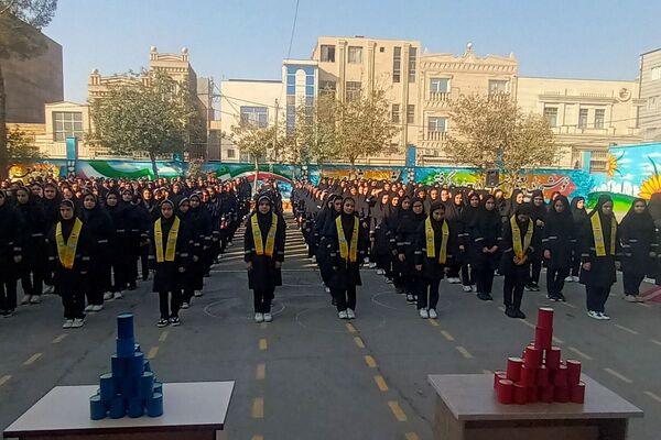 افتتاحیه جشنواره‌ی بازی‌های مهارتی-ورزشی در مدرسه زهره‌وند قرچک