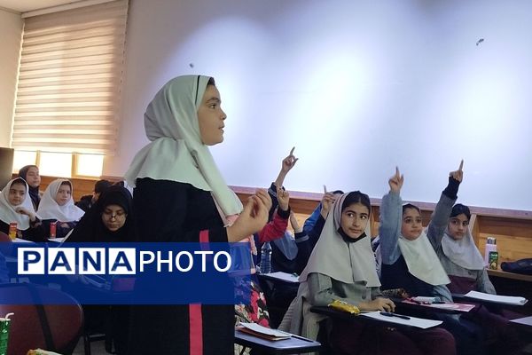 جلسه توانمند سازی دانش آموزان خبرنگاران پانا شهرستان قدس