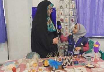 برگزاری نمایشگاه مشاغل خانگی در دبستان شاهد ناصر شجاعی  اصفهان