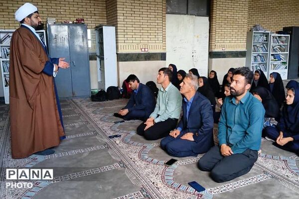 اقامه نخستین نماز جماعت در دبیرستان متوسطه اول حجاب دیشموک