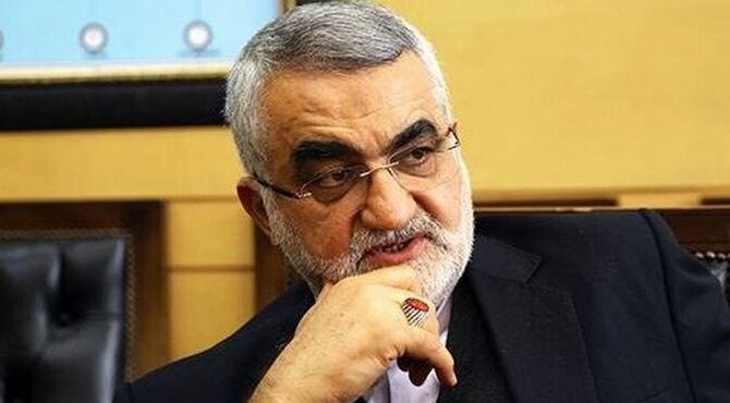 انهدام پایگاه‌های فرامنطقه‌ای آمریکا در صورت حماقت ترامپ