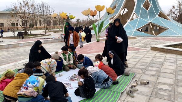 خروشان در مسیرِ خورشید؛ تجلیِ عزمِ «بسیج دانش‌آموزی» در میعادگاه شهدای سرخس