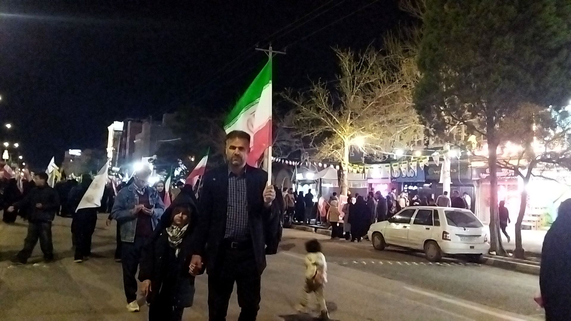 بلوار فضل میزبان عاشقان وطن شد 