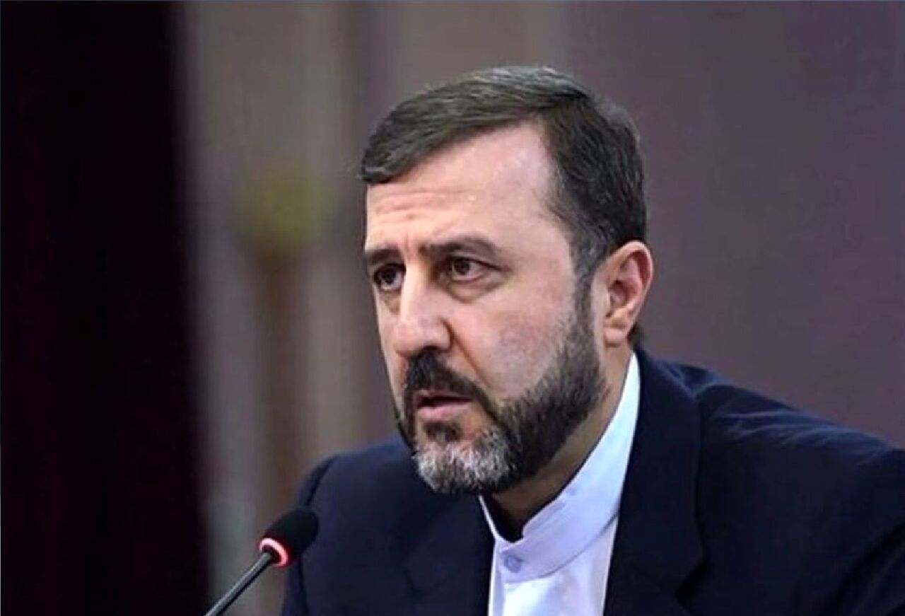 غریب‌آبادی: برخورد مسئولانه سئول با اقدام نامشروع تروئیکای اروپایی ضروری است