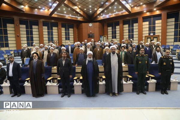 نشست فصلی رؤسا و معاونان سازمان عقیدتی سیاسی فراجا در همدان 
