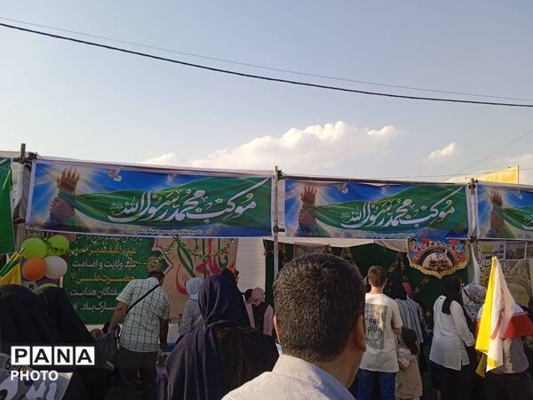  جشن بزرگ مردم در مهمانی ۱۰ کیلومتری