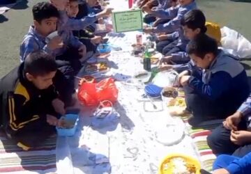 ناهار وحدت در دبستان علی‌بین ابی طالب شیراز