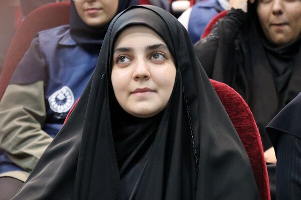 آیین تجلیل از دختران دانش‌آموز خبرنگار منتخب پانا شهرستان‌های استان تهران