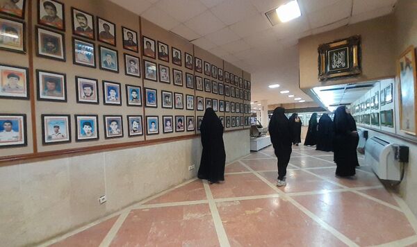 اعزام دختران دانش‌آموز شهر جعفریه قم به اردوی راهیان نور
