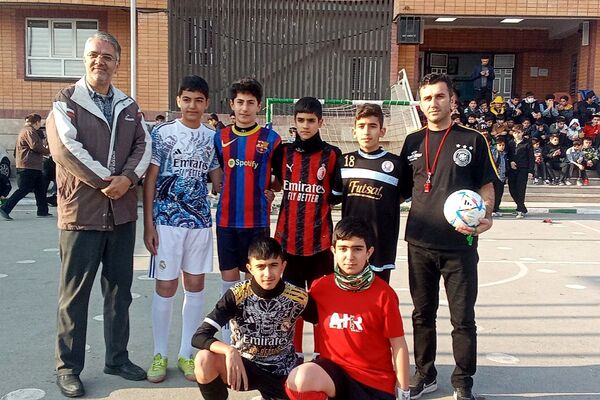 فینال المپیاد ورزشی درون مدرسه‌ای در دبیرستان بشارت بهارستان‌دو 