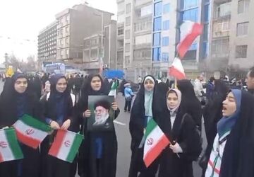 حضور گسترده مردم تهران در راهپیمایی ۲۲ بهمن ۱۴۰۴
