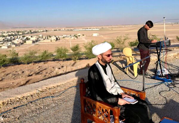 برگزاری مراسم پرفیض دعای ندبه در تپه نورالشهدا شهر نقنه