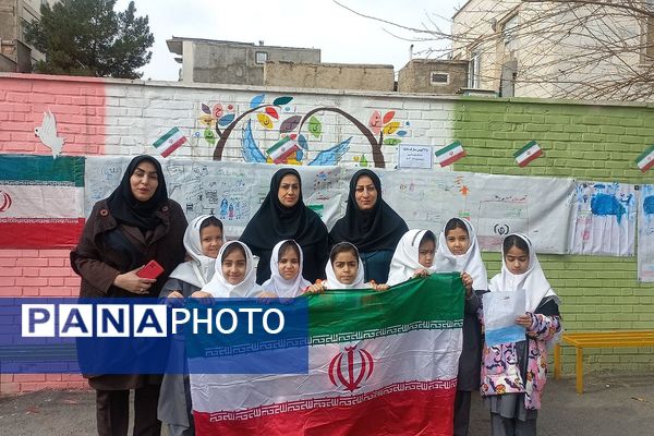 جشن انقلاب در ناحیه دو شهرری با حضور معاون پرورشی و فرهنگی شهرستانهای استان تهران 