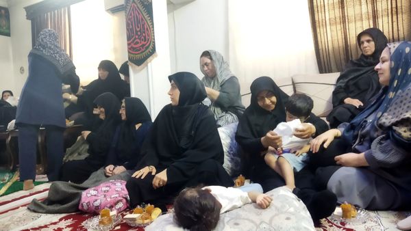 بر پایی روضه خانگی در قائمشهر