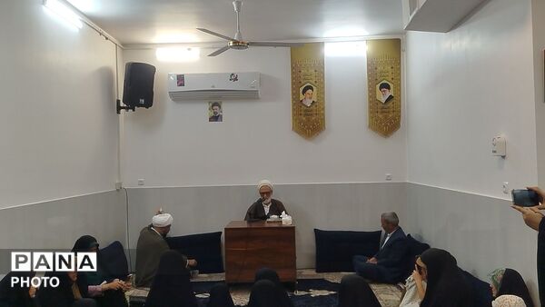 اردوی زیارتی ـ تربیتی یک‌روزه  دانش‌آموزان البرزی در کاروانی به قم و جمکران 