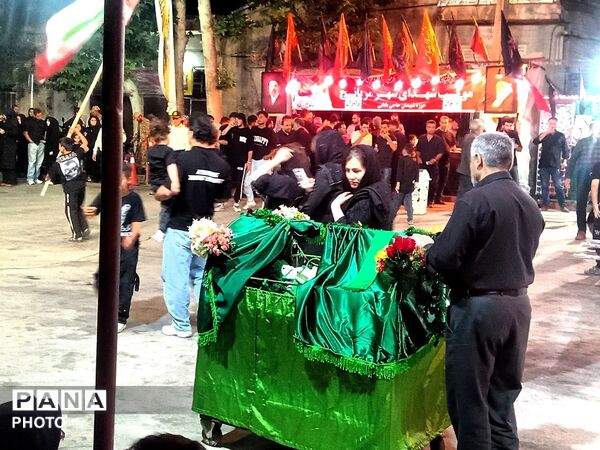اجتماع عظیم عزاداران حسینی در میدان شهید بهشتی مریانج