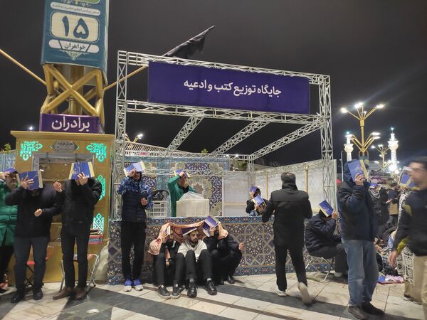 مراسم احیا در شب ۲۳ ماه رمضان در حرم مطهر رضوی 