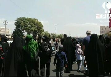 راهپیمایی جاماندگان اربعین جهت تجدید میثاق با شهدای کربلا