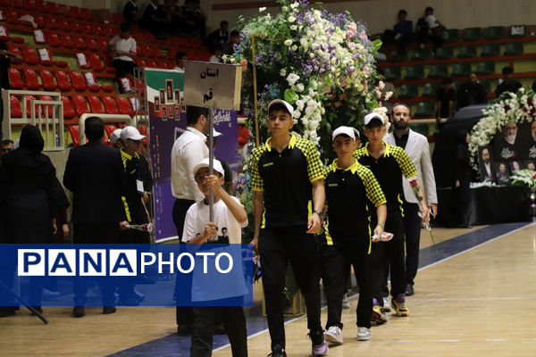 مشعل مسابقات کشوری ورزش دانش‌آموزی در تبریز روشن شد