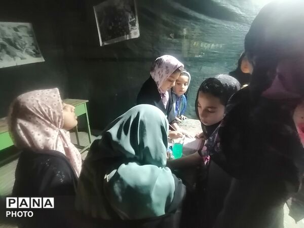 حضور دانش آموزان در موکب سازمان دانش آموزی در یکصد و ششمین شب تجمعات