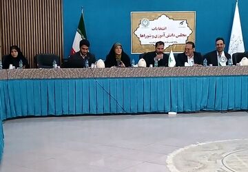 انتخابات مجلس دانش‌آموزی و شوراها در یزد برگزار شد