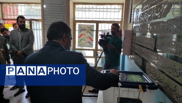 انتخابات؛ جلوه بسیار زیبا و جذاب از مشارکت مردمی