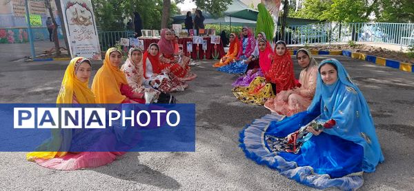 آیین نمادین «سپاس معلم »در ناحیه یک شهرکرد 