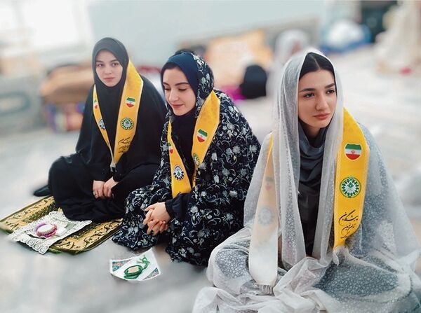 حضور پرشور دانش‌آموزان لرستانی در مراسم اعتکاف 