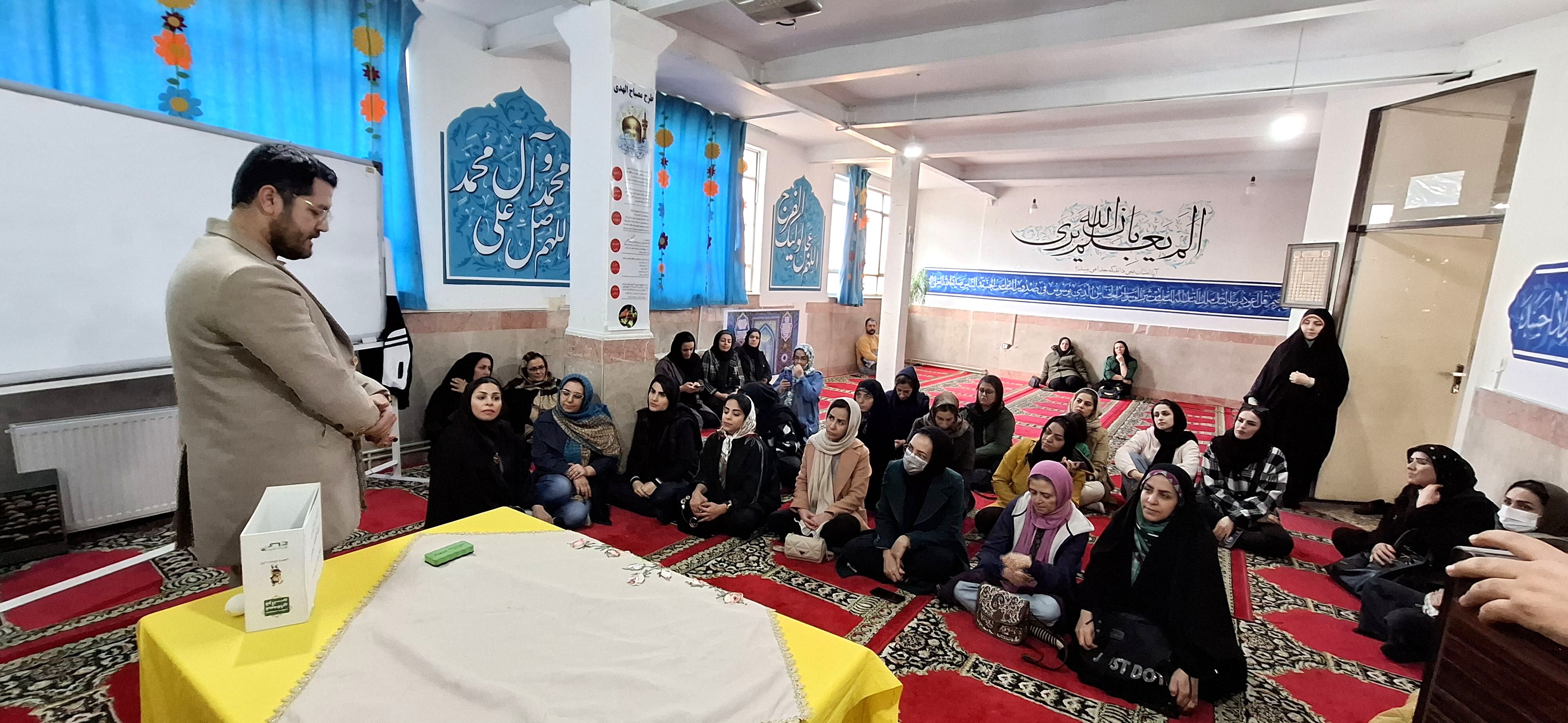 کارگاه تربیت قصه محور ویژه آموزش خانواده و اولیا دبستان هیات امنایی ملاصدرا